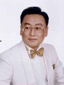 蒋大为的换衣照片,时尚大叔演绎跨界魅力