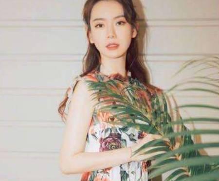 女明星夏天生活照,女明星的悠闲度假生活瞬间