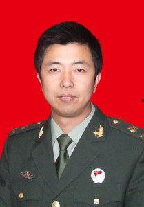 谭艳的个人资料,才华横溢的歌手，音乐路上的璀璨星辰